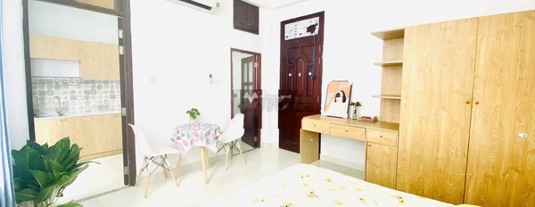 Cho thuê căn hộ vị trí đặt gần Nguyễn Trãi, Hồ Chí Minh giá thuê mua liền từ 7 triệu/tháng, căn hộ nhìn chung gồm 1 PN, 1 WC liên hệ chính chủ-02