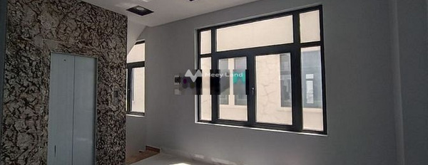 Giá thuê ngạc nhiên chỉ 20 triệu/tháng cho thuê shophouse diện tích rộng 84m2 vị trí mặt tiền ngay trên Nguyễn Xiển, Quận 9 gặp để trao đổi-02