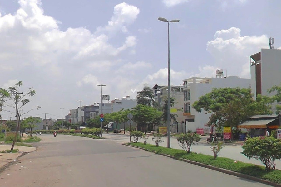 Giá bán thương mại từ 2.1 tỷ, Bán đất có diện tích 90m2 vị trí thuận lợi nằm ở Quận 8, Hồ Chí Minh giao thông đông đúc-01