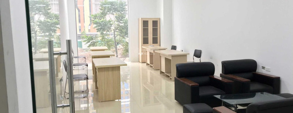 Tọa lạc ngay trên Xuân La, Hà Nội cho thuê sàn văn phòng giá thuê giao động 6.8 triệu/tháng diện tích vừa phải 26m2-03