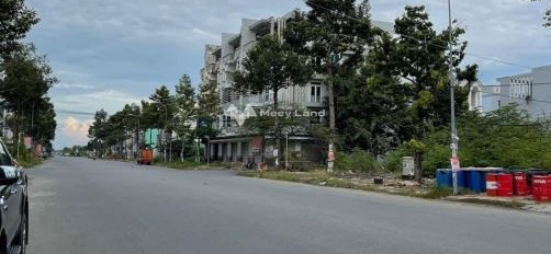 Vị trí nằm tại Trần Văn Trà, Cần Thơ bán đất, giá mua liền chỉ 10.3 tỷ, hướng Tây Bắc diện tích thực 120m2-02