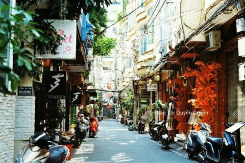 Ở tại Quận 1, Hồ Chí Minh, bán nhà, giá bán bất ngờ từ 37 tỷ có diện tích chính 130m2 hỗ trợ mọi thủ tục miễn phí, giá mùa dịch