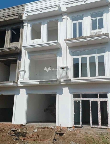 Trong ngôi nhà này gồm 4 phòng ngủ, bán nhà ở có diện tích rộng 70m2 giá bán cơ bản 2.35 tỷ vị trí ngay ở Thường Thạnh, Cái Răng-01