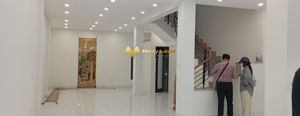 Cho thuê nhà với tổng diện tích 90m2 vị trí đặt tọa lạc ngay ở Minh Khai, Hà Nội-02
