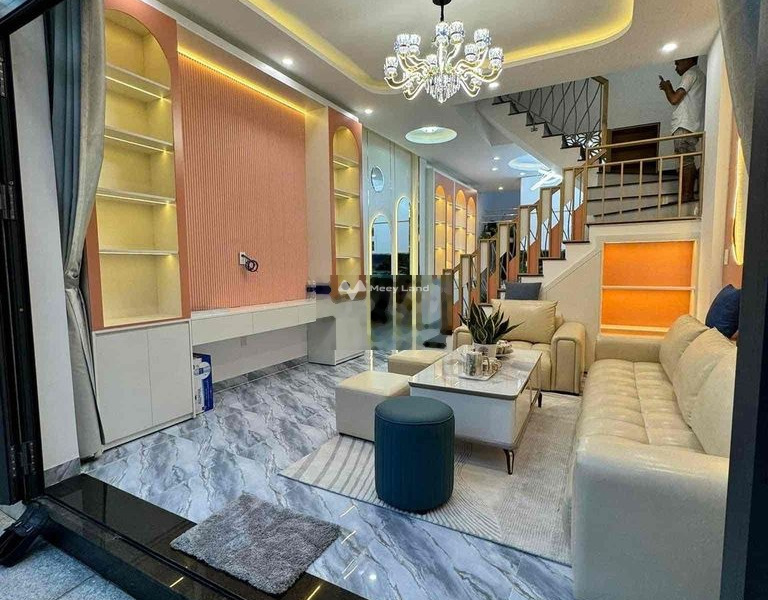 Nhà có 3 PN bán nhà bán ngay với giá êm chỉ 4.55 tỷ diện tích rộng 58m2 tọa lạc gần Hải Châu, Đà Nẵng-01