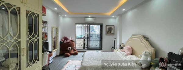 Bán nhà vị trí tốt ở Nguyễn Chí Thanh, Ba Đình bán ngay với giá êm chỉ 7.4 tỷ diện tích khoảng 40m2 tổng quan nhà 4 PN-03