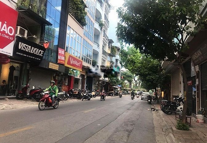 Giá 6.7 tỷ bán nhà diện tích khoảng 44m2 vị trí thuận lợi Thanh Xuân, Hà Nội tổng quan ngôi nhà này có 3 PN, 3 WC liên hệ chính chủ