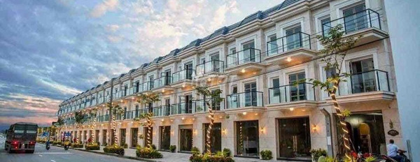 Nhà gồm 5 phòng ngủ bán nhà ở diện tích khoảng 100m2 bán ngay với giá 4.5 tỷ tại Mê Linh, Đà Nẵng, hướng Đông Nam-03