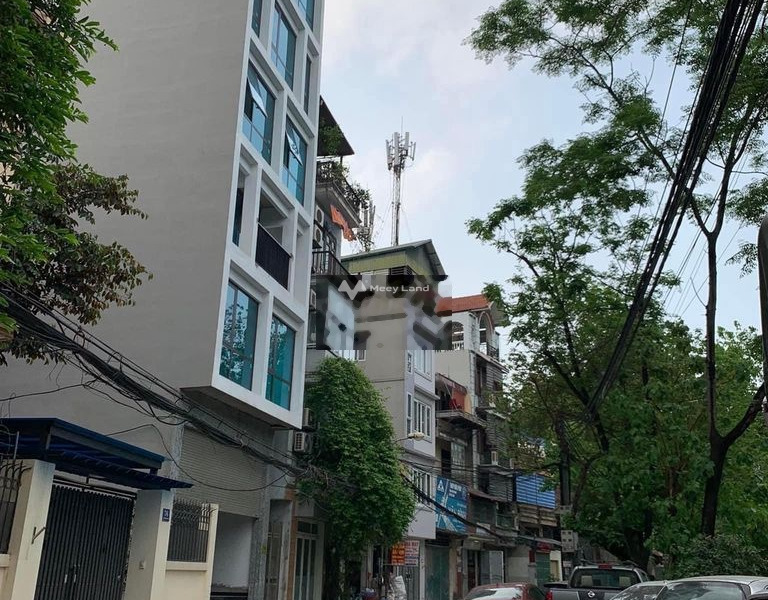 Nhà gồm 8 PN, cho thuê nhà, thuê ngay với giá phải chăng 35 triệu/tháng với tổng diện tích 50m2 tọa lạc ngay tại Nguyễn Hoàng, Hà Nội-01