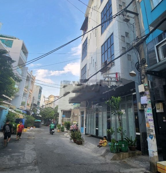Bán nhà Bên trong Quận 11, Hồ Chí Minh bán ngay với giá mua ngay chỉ 6.45 tỷ diện tích chuẩn 42m2, hướng Tây nhà tổng quan gồm có 7 phòng ngủ-01