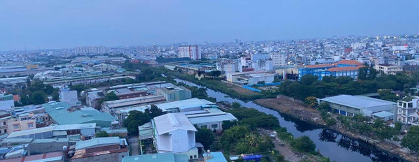 Bán chung cư mặt tiền tọa lạc ngay tại Nguyễn Văn Quá, Đông Hưng Thuận bán ngay với giá vô cùng rẻ 1 tỷ-03