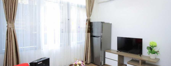 Căn hộ 1 ngủ cho thuê 55m2 có ban công tại Linh Lang, gần Lotte 0988 252 *** -02