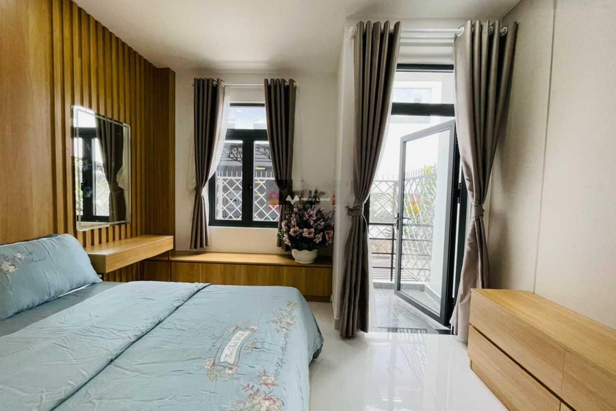Nhà 4 PN bán nhà ở có diện tích gồm 76m2 bán ngay với giá thị trường 15.5 tỷ vị trí đẹp nằm trên Nguyễn Sơn, Phú Thạnh-01