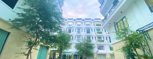 Bán nhà mặt tiền Nguyễn Thị Xinh kinh doanh mọi ngành nghề có sổ hồng riêng, 250m2-03