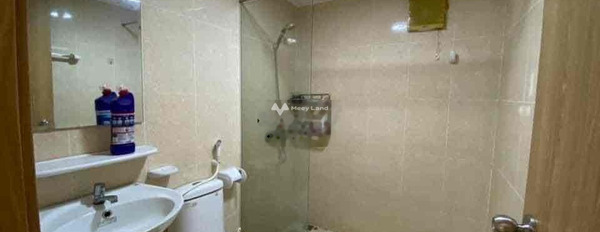 Trong căn hộ tổng quan có 2 PN, cho thuê căn hộ vị trí mặt tiền tọa lạc ở Nguyễn Cửu Phú, Hồ Chí Minh, 2 WC lh thương lượng thêm-03