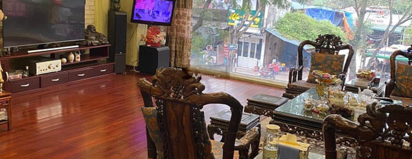 Bán nhà vị trí đẹp nằm tại Phương Liệt, Hà Nội bán ngay với giá thương lượng chỉ 29 tỷ có diện tích 135m2 tổng quan gồm có 8 PN-03
