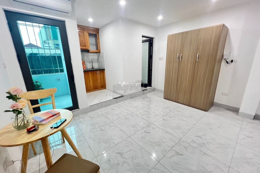 Cho thuê căn hộ diện tích sàn là 35m2 vị trí mặt tiền tọa lạc ngay trên Nguyễn Ngọc Vũ, Hà Nội thuê ngay với giá thị trường chỉ 6.5 triệu/tháng-01