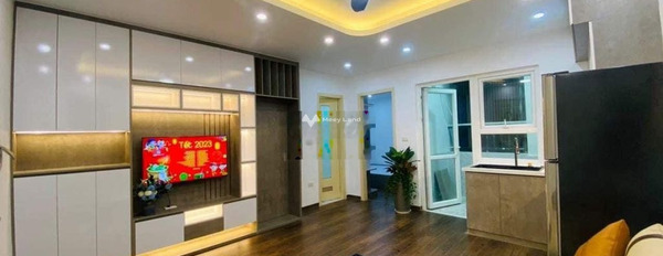 Nằm tại Hai Bà Trưng, Hà Nội bán chung cư bán ngay với giá thị trường 680 triệu, căn hộ này 2 phòng ngủ, 2 WC sổ hồng chính chủ-03