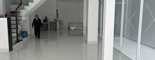 Cho thuê nhà ngay tại Tân Phú, Hồ Chí Minh, giá thuê đề xuất 35 triệu/tháng có diện tích chuẩn 145m2, trong nhà này có tổng 4 PN-02