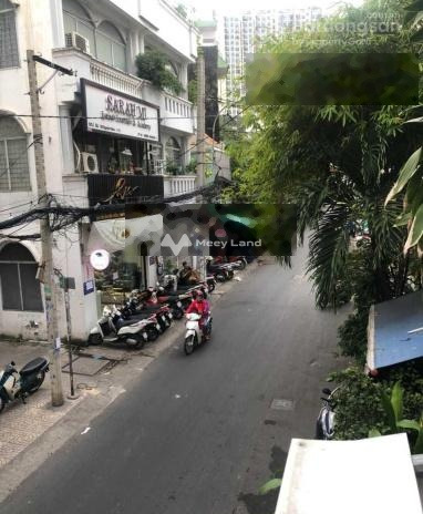 Bán nhà ở có diện tích chính 1027m2 bán ngay với giá khủng 58 tỷ tại Nguyễn Hiền, Hồ Chí Minh