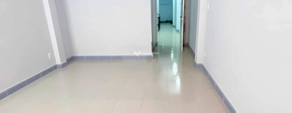 Nhà gồm 2 phòng ngủ bán nhà bán ngay với giá khủng 8.8 tỷ diện tích gồm 75m2 vị trí đặt ngay trung tâm Dương Bá Trạc, Hồ Chí Minh-02