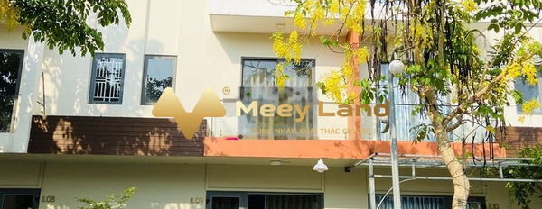 Có dt chính 75 m2 bán nhà vị trí đẹp tọa lạc ngay tại Đường Võ Chí Công, Phường Phú Hữu liên hệ chính chủ-03