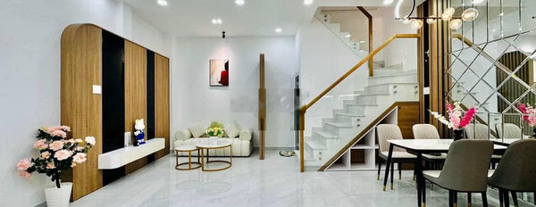 Nhà VIP Nguyễn Thượng Hiền, P5, Bình Thạnh, 68m2, 3tỷ680, SHR. -03