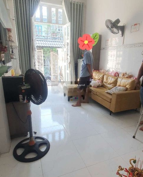 Cần bán nhà ở vị trí trung tâm Nguyễn Văn Cự, Tân Tạo A bán ngay với giá bất ngờ 2.99 tỷ diện tích rộng 65m2 nhà này có 2 PN 2 WC còn chần chờ gì nữa-01