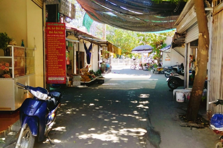 Vị trí đặt ở tại La Khê, Hà Nội bán nhà bán ngay với giá thỏa thuận từ 8.3 tỷ tổng quan nhà này 2 phòng ngủ 1 WC-01