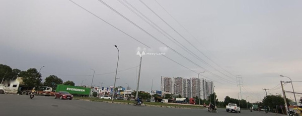 Giá cực kì tốt chỉ 570 triệu bán đất có diện tích trung bình 6m2 vị trí thuận lợi nằm ở Quận 9, Hồ Chí Minh-03