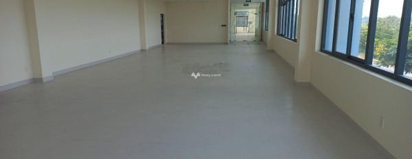 Vị trí phát triển Đức Hòa, Long An cho thuê kho bãi 20m2 khuôn viên rộng-03