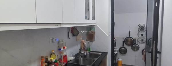 Nam Từ Liêm, Hà Nội, cho thuê chung cư thuê ngay với giá 9 triệu/tháng, tổng quan trong căn hộ gồm 2 PN, 1 WC ban công view đẹp-03