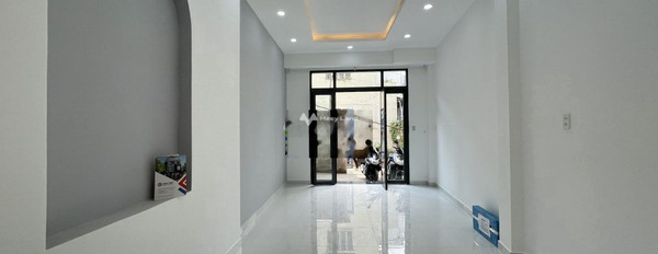 Vị trí ngay Phường 4, Hồ Chí Minh cho thuê nhà giá thuê hấp dẫn chỉ 20.5 triệu/tháng, trong nhà 4 PN, 3 WC-03