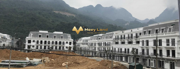 Bán nhà mặt tiền nằm ngay tại Trần Phú, Hà Giang bán ngay với giá tốt nhất chỉ 11 tỷ có dt 198 m2-02