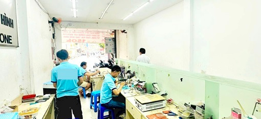 Bán nhà mặt tiền kinh doanh đường 3 tháng 2, Phường 14, Quận 10, 82m2, 2 tầng-02