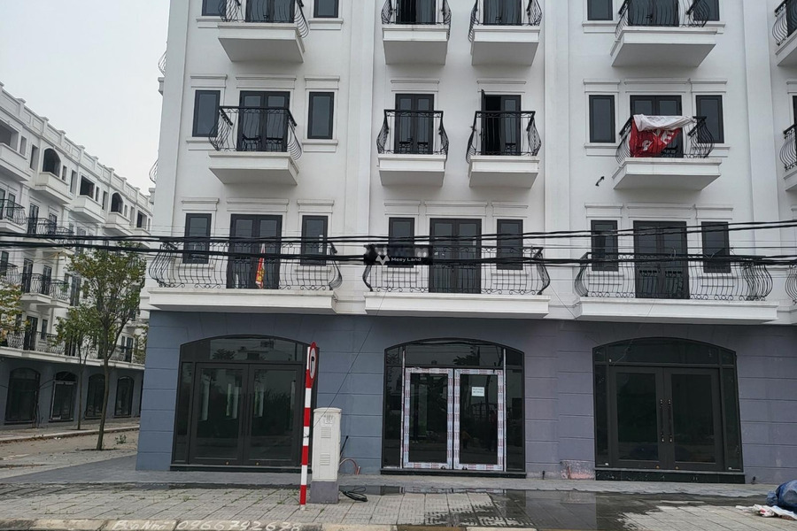 Nhà gồm 5 phòng ngủ bán nhà ở diện tích gồm 85m2 giá bán cực mềm chỉ 3.45 tỷ vị trí đặt ở tại Hạ Long, Quảng Ninh, hướng Đông - Bắc-01