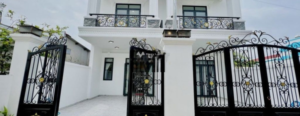 Ngôi nhà này gồm có 3 phòng ngủ bán nhà bán ngay với giá sang tên chỉ 1.2 tỷ có diện tích rộng 90m2 vị trí đặt tọa lạc trên Nguyễn Ái Quốc, Hố Nai-03