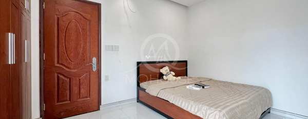 Căn phòng có nội thất tinh tế Đầy đủ cho thuê phòng trọ Phường 4, Tân Bình, ngôi nhà này bao gồm 1 phòng ngủ, 1 WC vị trí trung tâm-03
