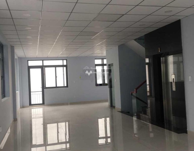 Nhà 4 PN, cho thuê nhà, giá thuê cực rẻ 32 triệu/tháng diện tích 100m2 vị trí mặt tiền ngay ở Tân Hưng, Tân Hưng-01