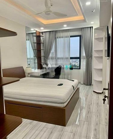 Căn hộ 3 phòng ngủ, cho thuê căn hộ tọa lạc ngay Tân Phú, Hồ Chí Minh, trong căn này gồm có 3 phòng ngủ, 2 WC giá hợp lý
