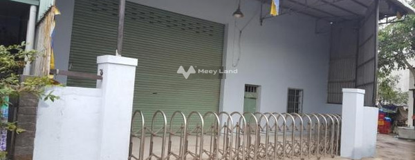 Cho thuê nhà, thuê ngay với giá thương lượng 15 triệu/tháng có diện tích tổng là 400m2 mặt tiền nằm ngay trên Bình Hòa, Thuận An-03