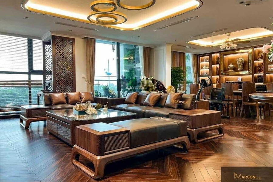 Giá 24.9 tỷ bán nhà có diện tích chính 243m2 vị trí thuận lợi nằm trên Phường 11, Hồ Chí Minh liên hệ chính chủ.-01