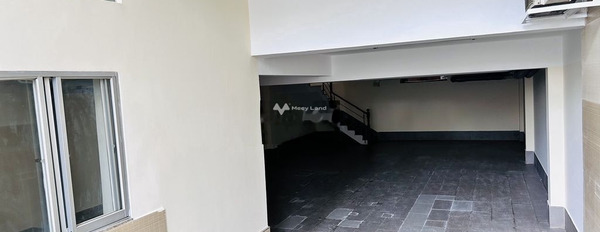 Nhà đường Hoa Lan 8x18m hầm 4 tầng cho thuê -02