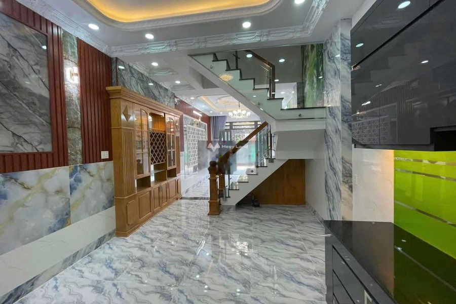 Vị trí đẹp tọa lạc trên Phú Trung, Hồ Chí Minh bán nhà giá bán cực êm chỉ 5 tỷ trong căn này thì gồm 3 PN 3 WC-01