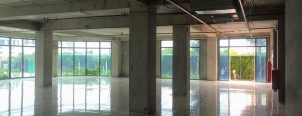 Ngay trên Cầu Diễn, Nam Từ Liêm cho thuê sàn văn phòng dt chính là 200 m2-02