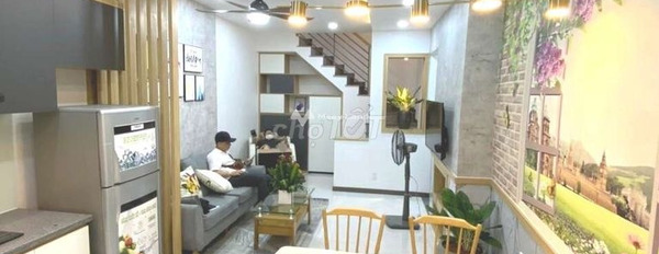 Nhà 2 PN, cho thuê nhà, giá thuê cực mềm từ 12 triệu/tháng diện tích quy ước 40m2 vị trí thuận lợi nằm trên Phường 11, Hồ Chí Minh-03