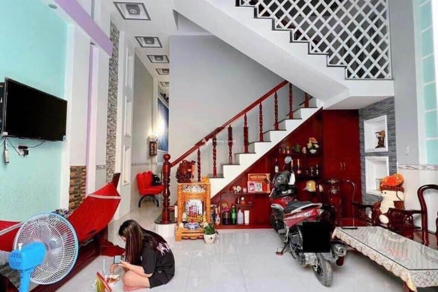 Nhà gồm 2 phòng ngủ bán nhà diện tích 48m2 mặt tiền tọa lạc trên Đỗ Quang, Quận 2-01