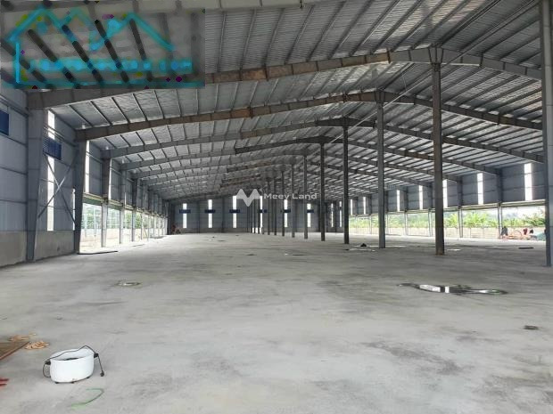 Vị trí đặt ở trung tâm Cầu Vượt Phú Thị, Hà Nội cho thuê kho bãi 6800m2 thuê ngay với giá quy định 646 triệu/tháng tin chính chủ-01