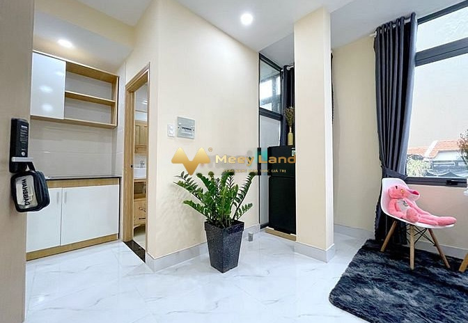 Cho thuê căn hộ, vị trí mặt tiền tọa lạc ngay trên Quận 3, Hồ Chí Minh thuê ngay với giá giao động 6.5 triệu/tháng diện tích sàn là 32 m2