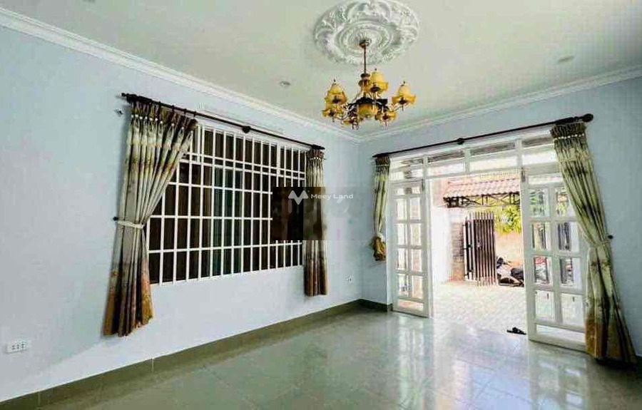Bán nhà ở Nguyễn Thị Minh Khai, Bình Dương giá bán đề xuất từ 2.3 tỷ có diện tích chung 75.7m2 tổng quan gồm có 3 phòng ngủ-01